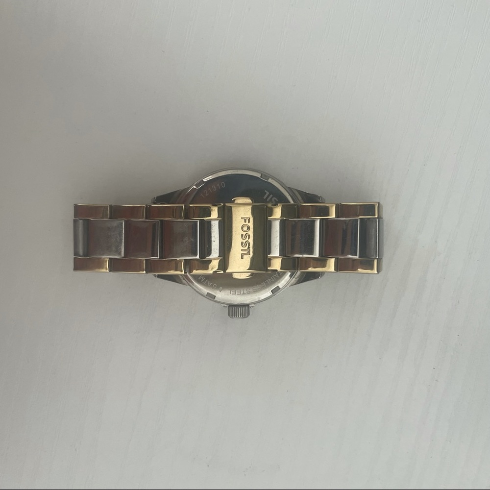 Fossil Watch - Picture 2 of 4